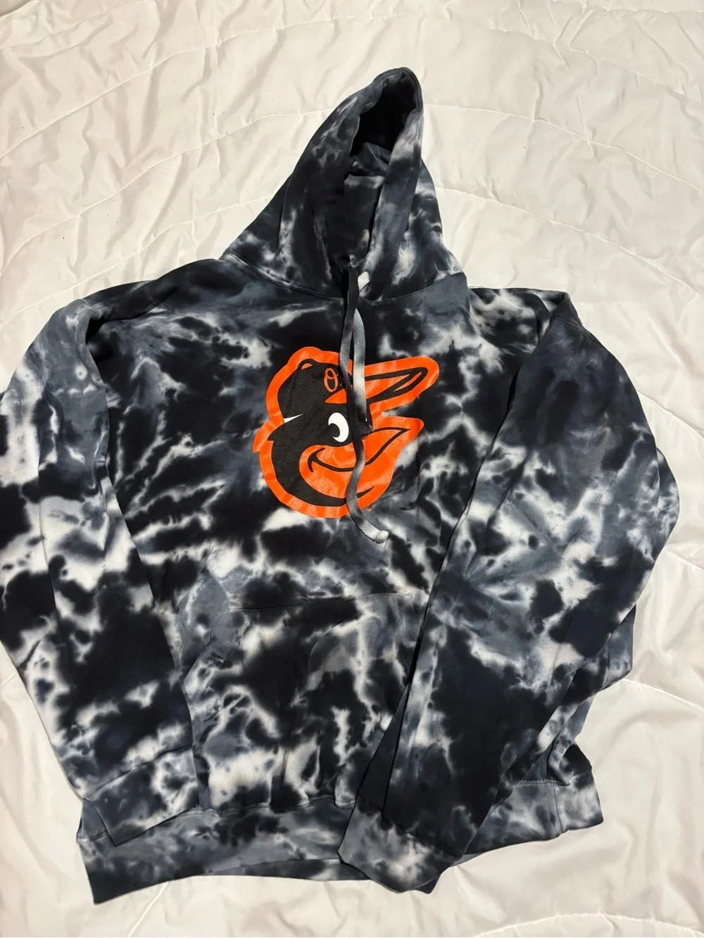 Stitches Black and White Tie-Dye Hoodie with Orange Baltimore Orioles Logo XL